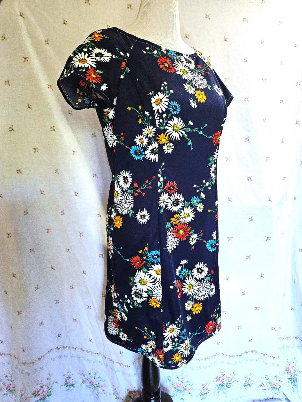 Size L Princess Seam Dress In Vintage Fabric NWT